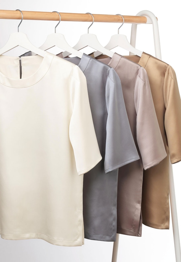 ravenna-blouse-hanging.jpg