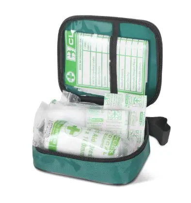 [FA-FAKTRMM] Travel First Aid Kit